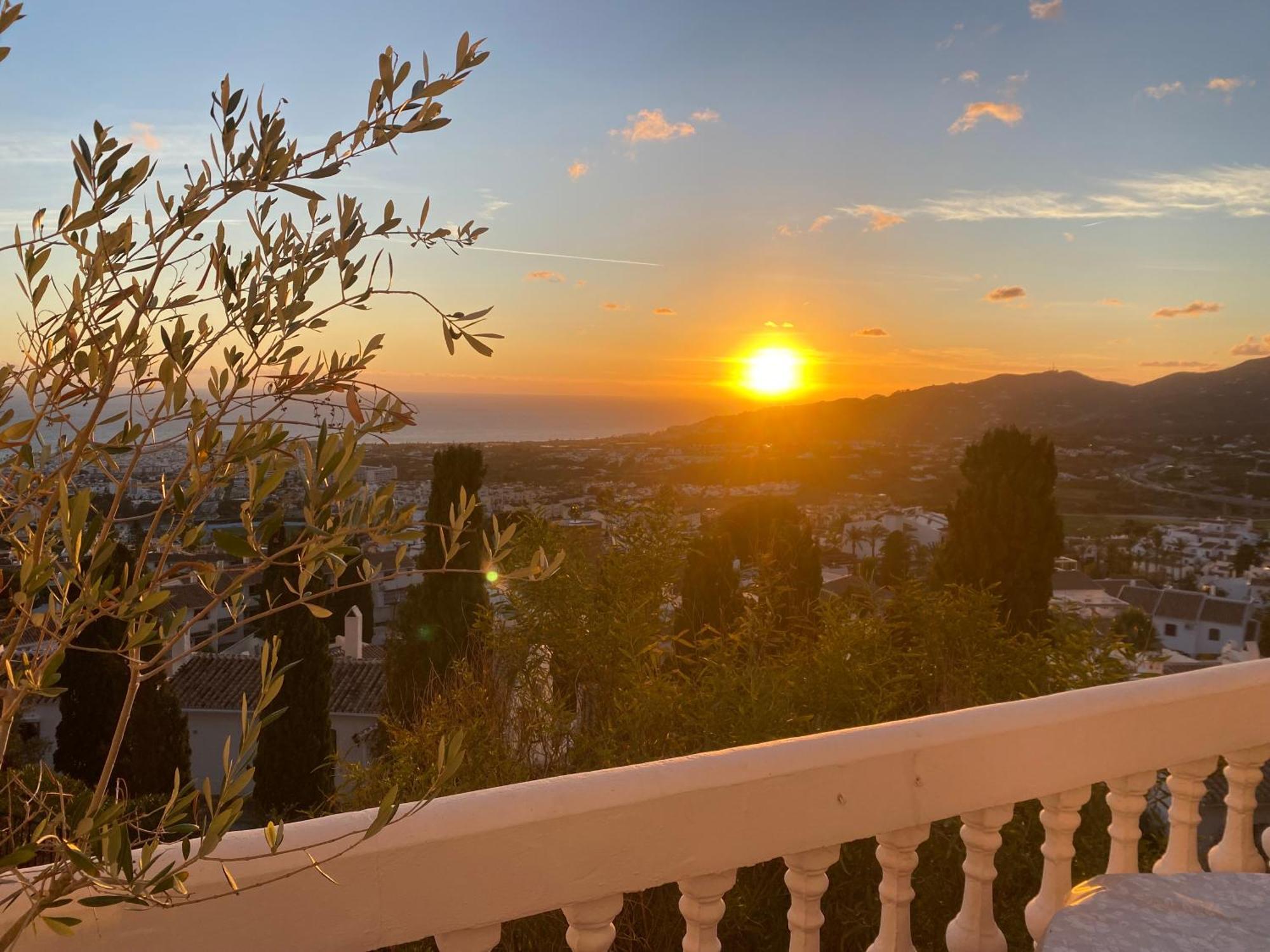 Precioso Apartamento Mandarinos Con Vistas Al Mar Nerja Exteriér fotografie